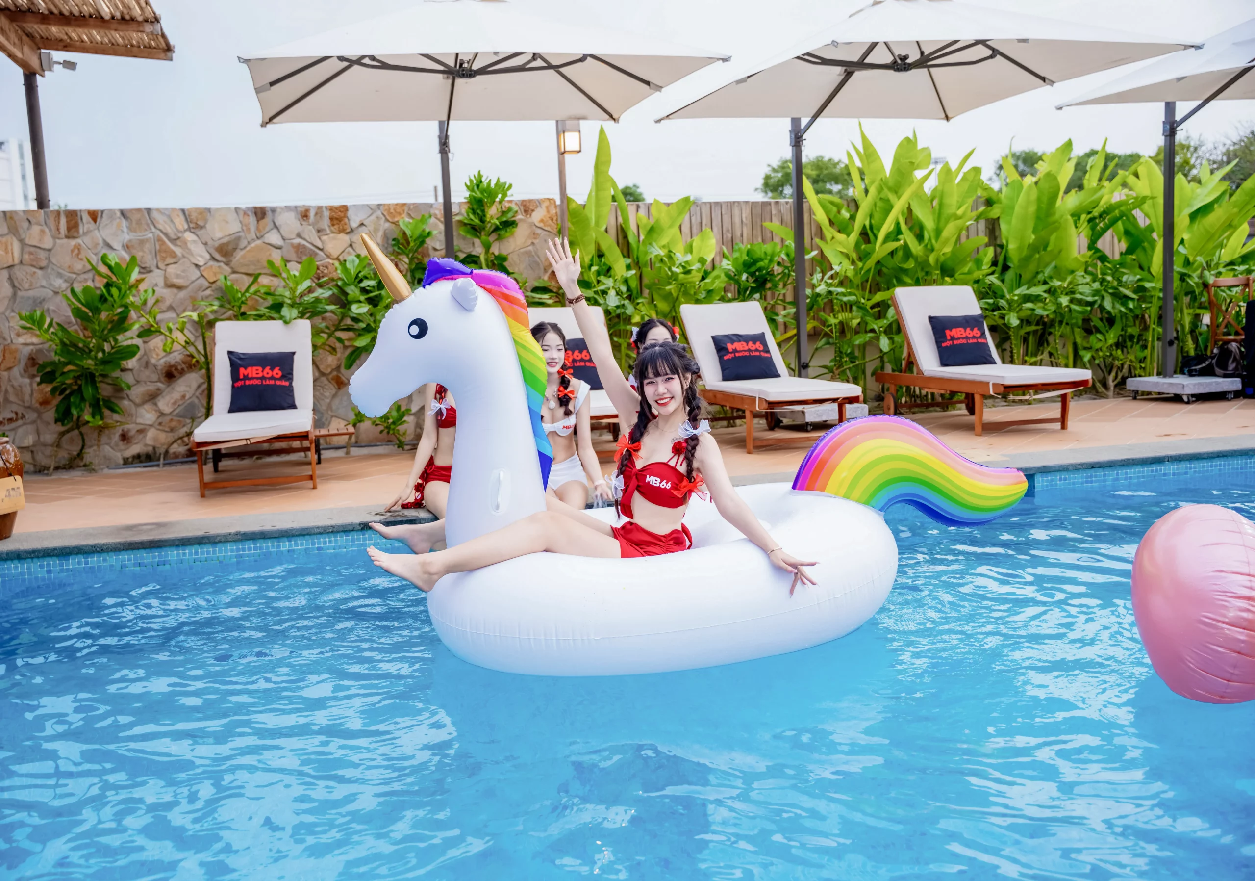 Nhiều hoạt động vui chơi được tổ chức tại đây